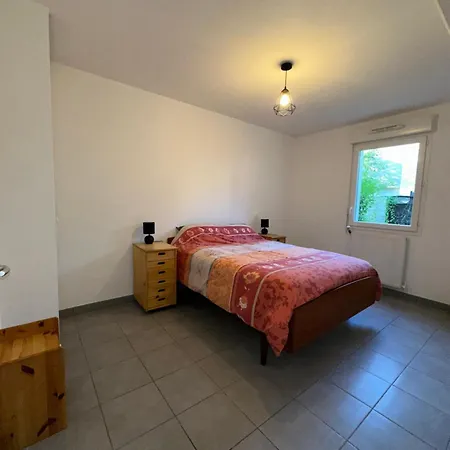 Daire Confort Et Calme En Rez-de-chaussee *